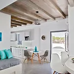 Del Sol Santorini Μεσαριά
