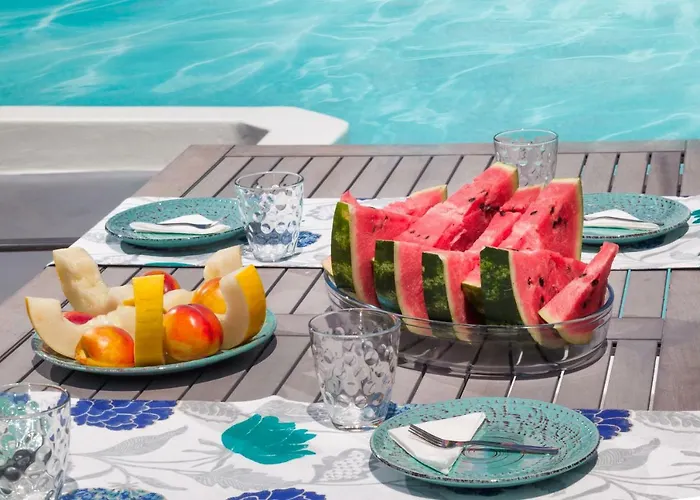 Del Sol Santorini Mesariá